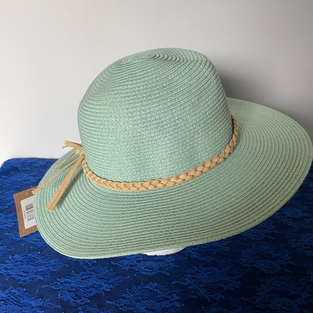 NWT C.C. Exclusives Mint Green Straw Panama Hat - Picture 3 of 7
